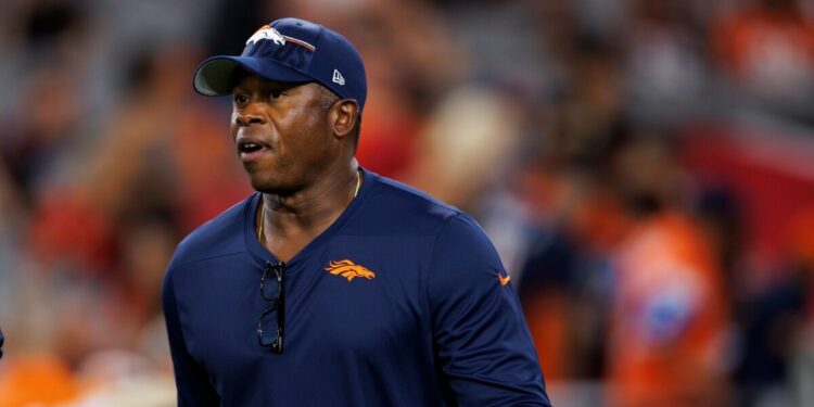 Vance Joseph steps into the spotlight for head coach talks (Photo: Broncos DC Vance Joseph/Getty Images)