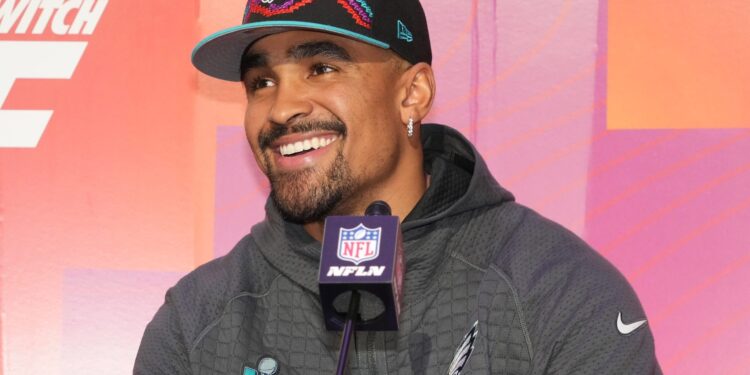 Eagles offense wins the game but not the spotlight (Photo: Jalen Hurts/iStock)