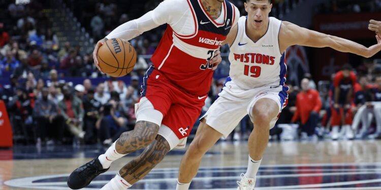 Wizards take a slow approach to trades as Kuzma's value dwindles (shutterstock)