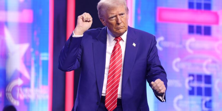 Laughter fills the room as optimism meets uncertainty (Photo: Donald Trump/Pexels)