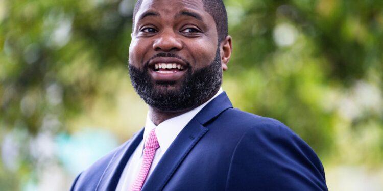Defying norms as a Black conservative in Congress (Photo: Byron Donalds/Pexels)