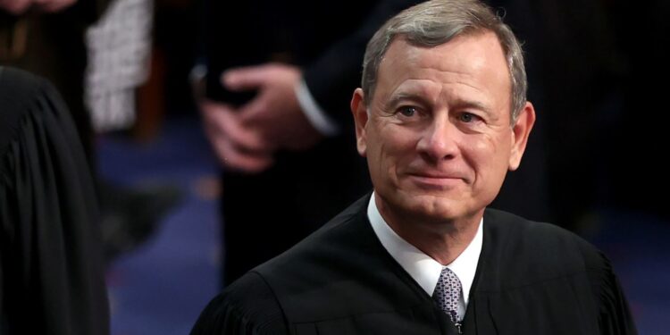 Chief Justice Roberts grants emergency stay in funding case (Photo: Chief Justice Roberts/Pexels)