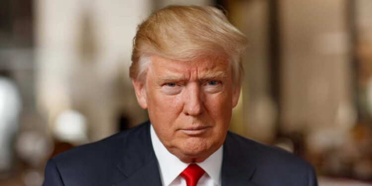 Billionaire claims meet blurred financial details (Photo: @realdonaldtrump/Instagram)