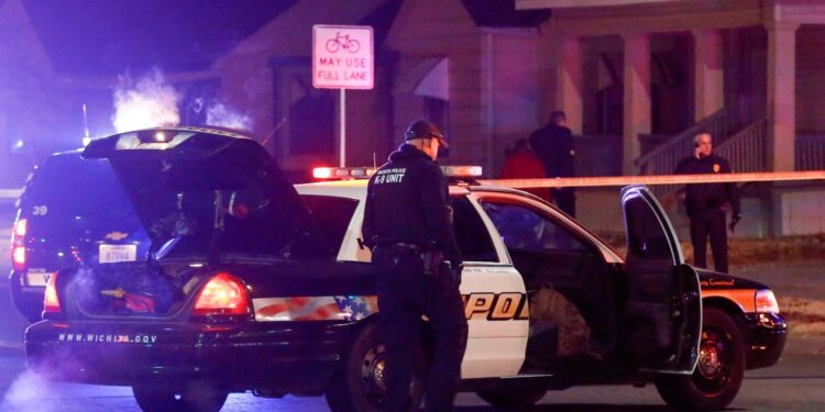 Push for police accountability grows after fatal SWAT raid (Photo: Getty Images)