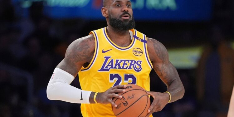 Lakers star makes history in win over Pelicans (Photo: LeBron James/Alamy)