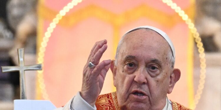 A soft thank you from the Pope brings cheers in Rome (Photo: Pope Francis/Alamy)