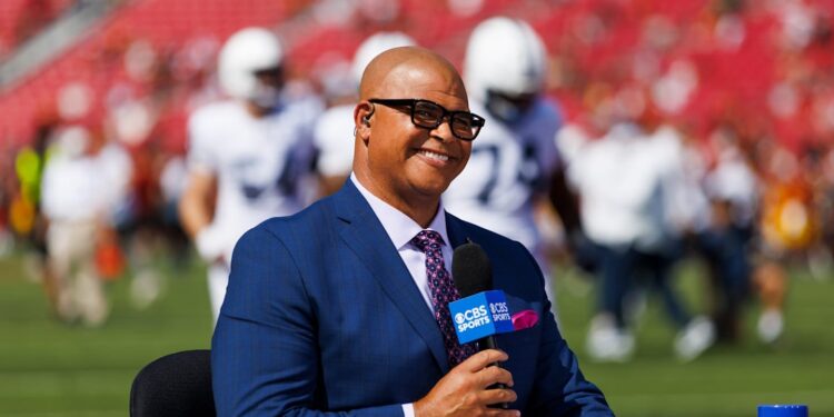 From the NFL field to financial success Aaron Taylor’s story inspires (Photo: Aaron Taylor/Alamy)