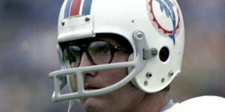 From quarterback to broadcaster, Bob Griese’s remarkable journey (Photo: Bob Griese/Shutterstock)