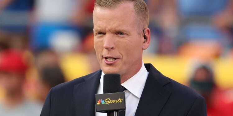 From NFL snaps to sharp takes on national broadcasts (Photo: Chris Simms/Alamy)