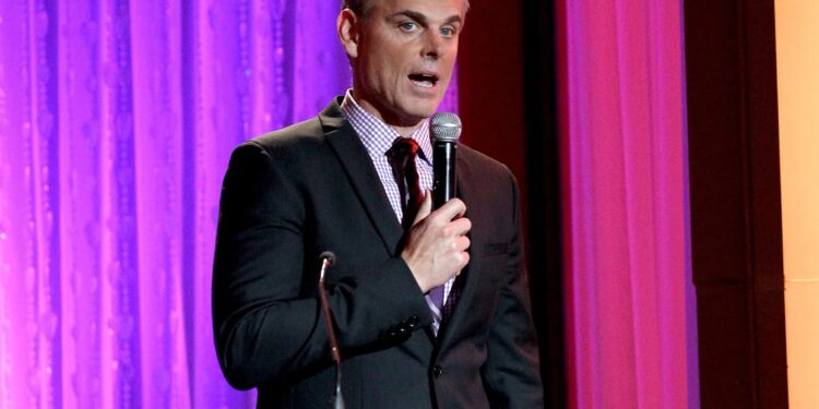 From small-town beginnings to national sports commentary fame (Photo: Colin Cowherd/Flickr)