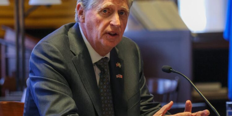From fitness clubs to the governor’s seat his journey stayed grounded in Rhode Island (Photo: Dan McKee/Pixabay)
