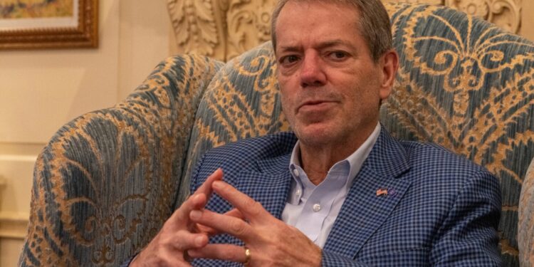 From vet school to the governor’s mansion with steady grit (Photo: Jim Pillen/Pexels)