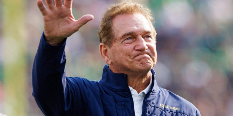 A quarterback whose journey turned challenge into opportunity (Photo: Joe Theismann/Pexels)