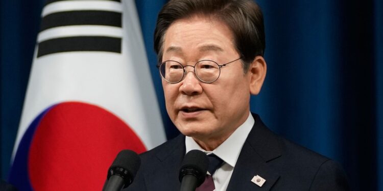 A South Korean figure known for influence and resilience (Photo: Lee Jae Myung/Getty Images)
