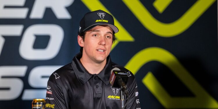 Triumph’s hopeful story ends early for Stilez Robertson (Photo: Stilez Robertson/Pixabay)