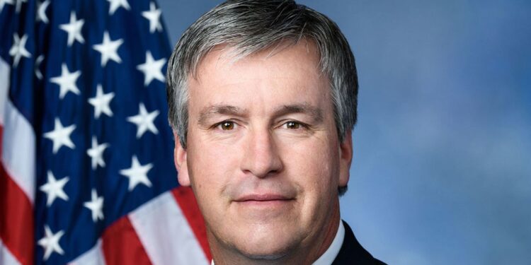 His financial story reflects both entrepreneurship and public service (Photo: Barry Moore/Flickr)