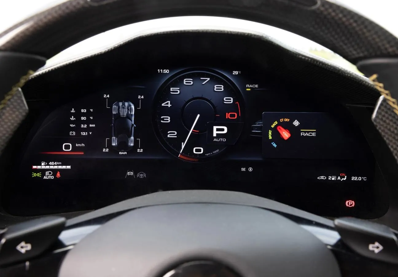 Ferrari 12Cilindri Spider Mileage Performance