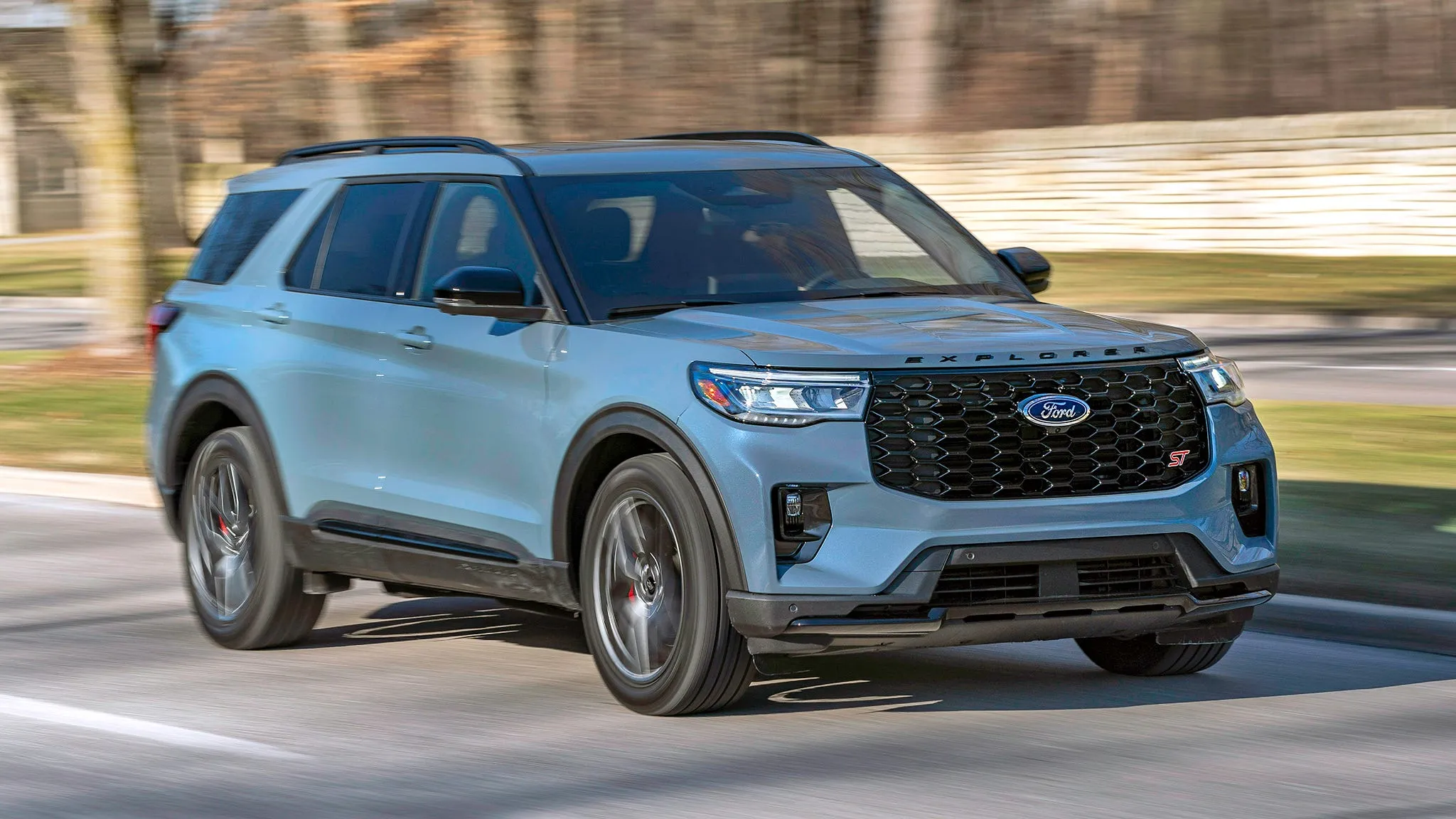 Ford Explorer Platinum Hybrid