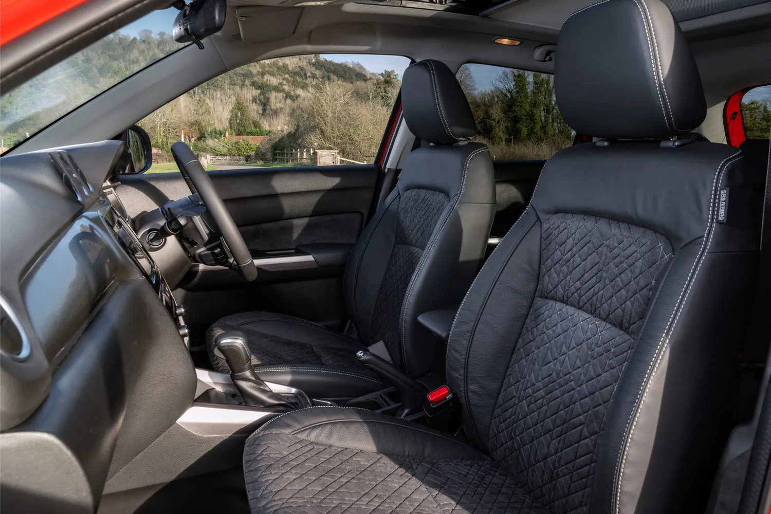 Suzuki Vitara Hybrid Interior Design