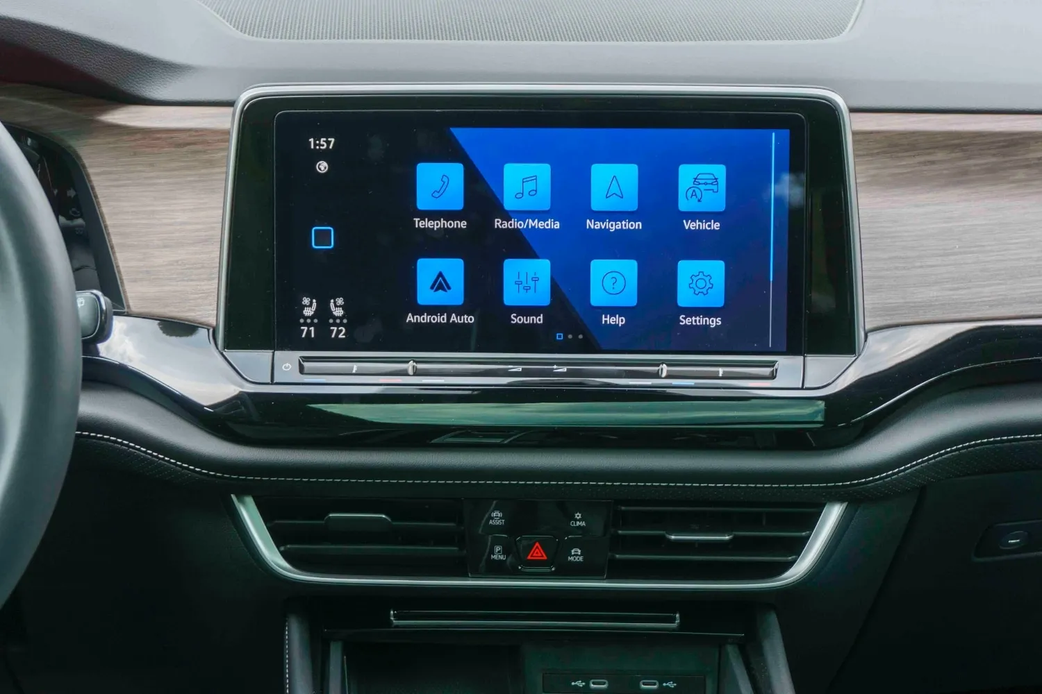 Volkswagen Atlas SEL Premium automotive head unit